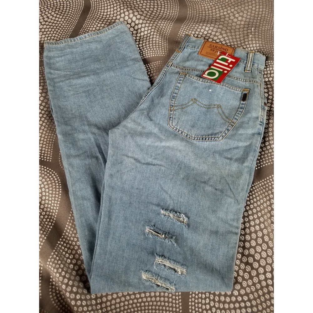 Vtg High-Waisted Ripped Jeans - Picture 4 of 6